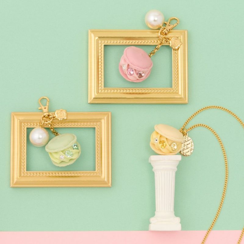 Creamy Macaron Necklace