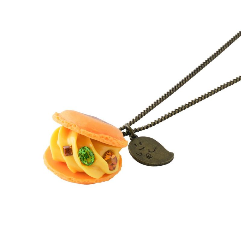 Jack-o'-lantern Macaron Necklace