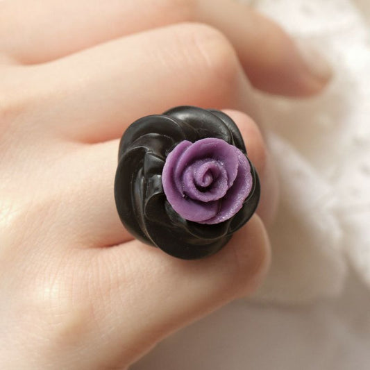 Mystery Rose Macaron Ring