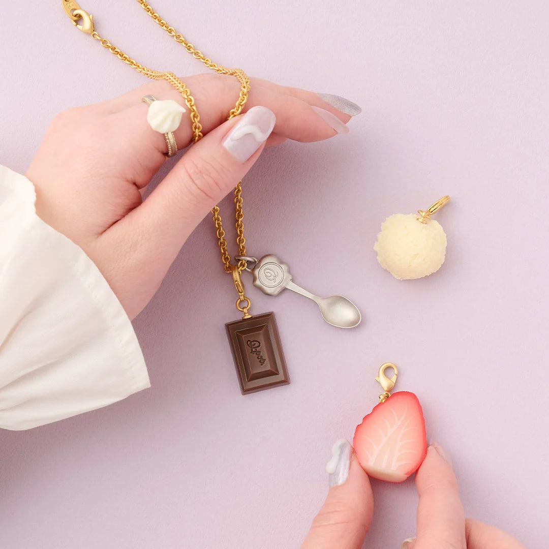 A Piece of Chocolate Charm (SS)