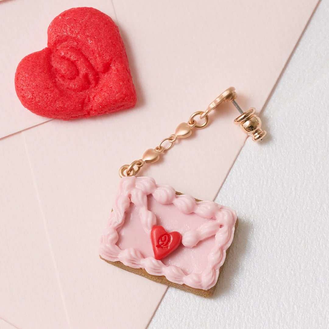 Love Letter Cake Earring Pierced (Single)