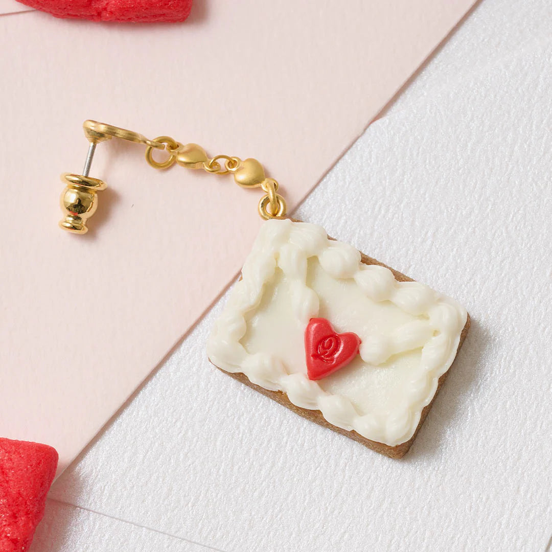 Love Letter Cake Earring Pierced (Single)