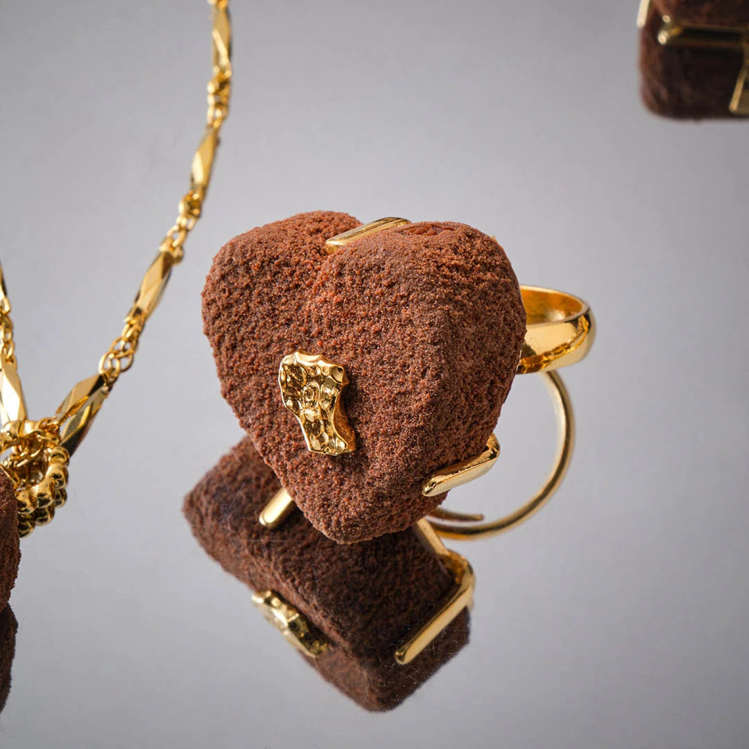 Luxe Heart Chocolat Ring