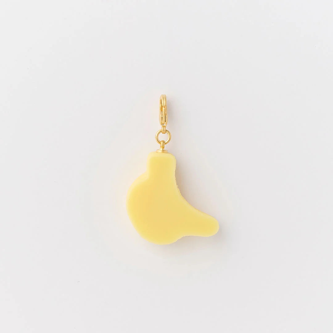The Banana Macaron Charm (S)