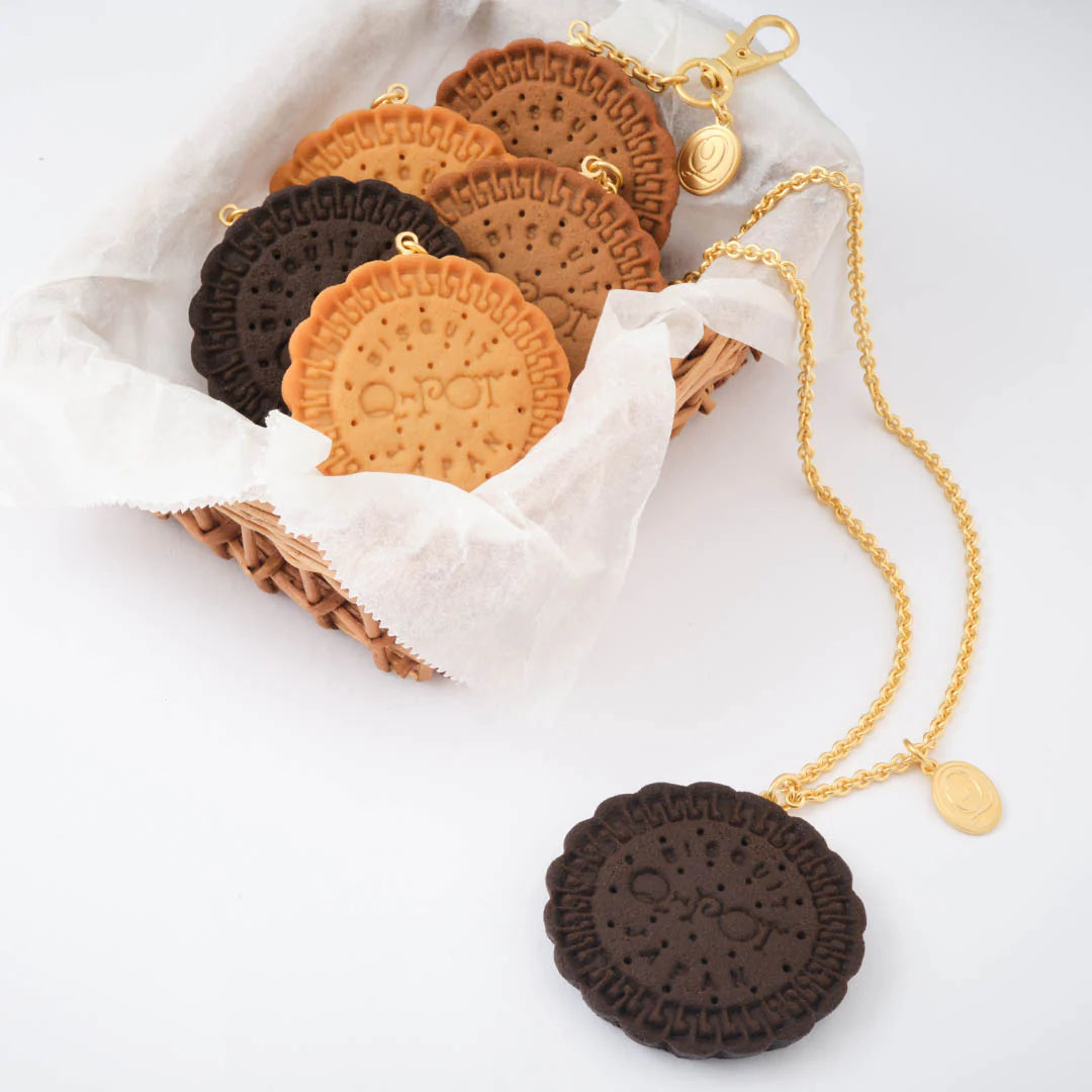 Q-pot. Original Freshly Baked Cookie Necklace