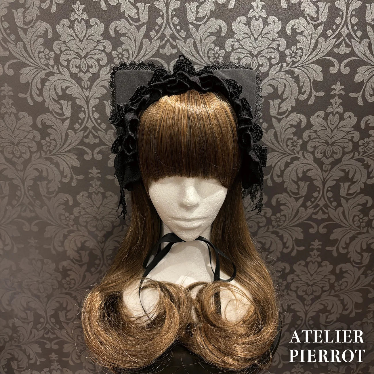 Mimi de Chat Lace Headdress