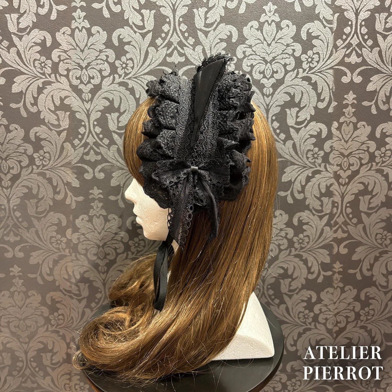 Mimi de Chat Lace Headdress