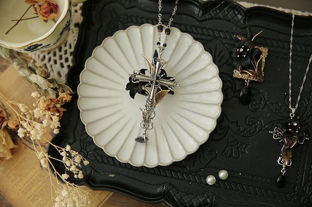 Lily Necklace (Twin)