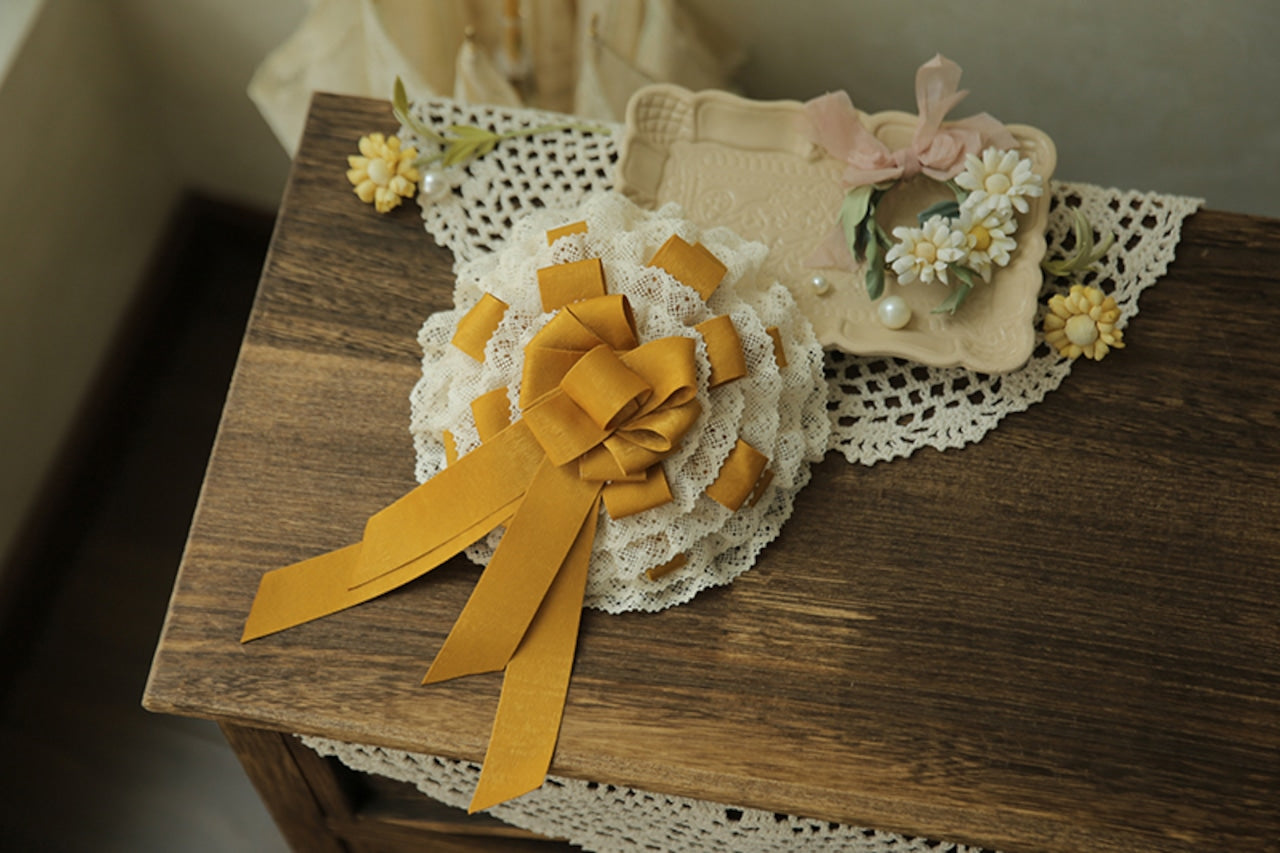 Cream Tart Cocktail Hat