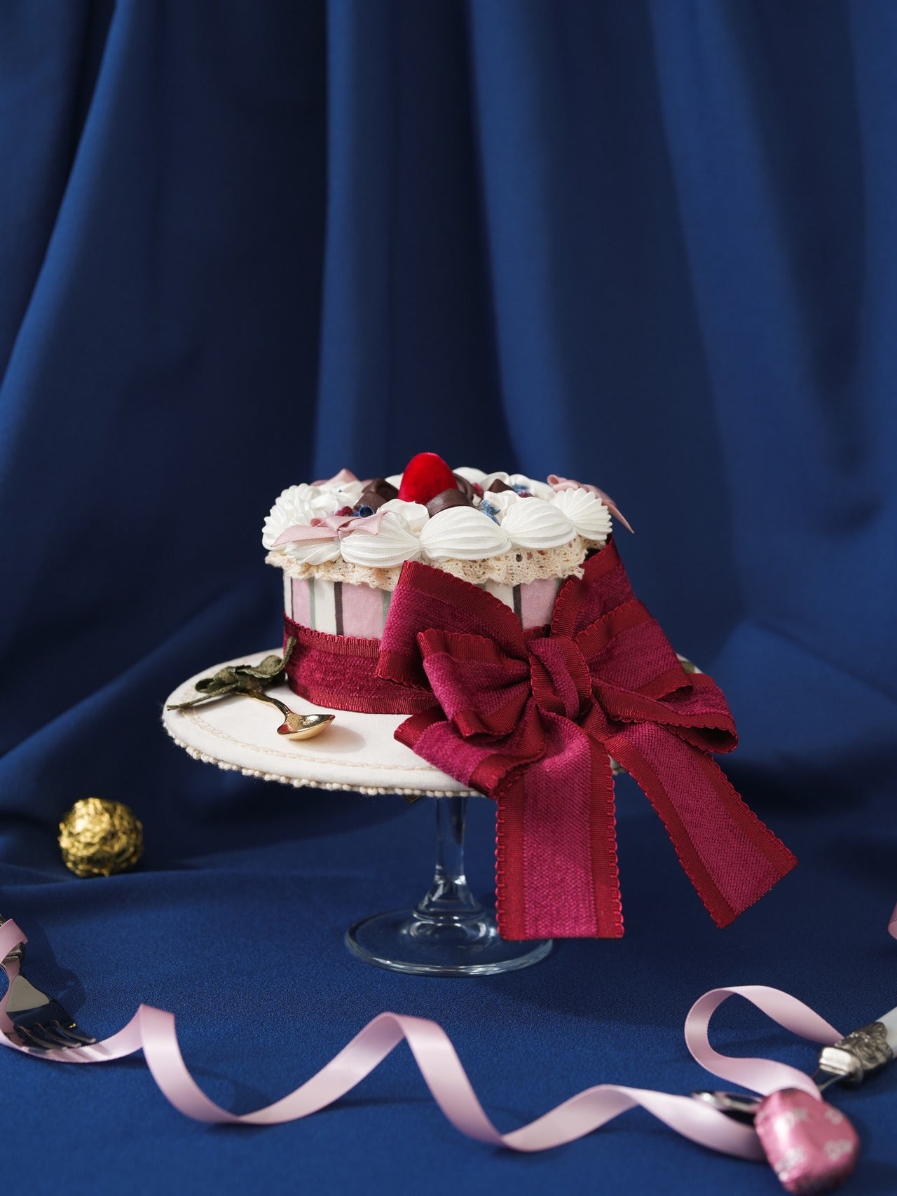 Fluffy Bakery Cake Hat