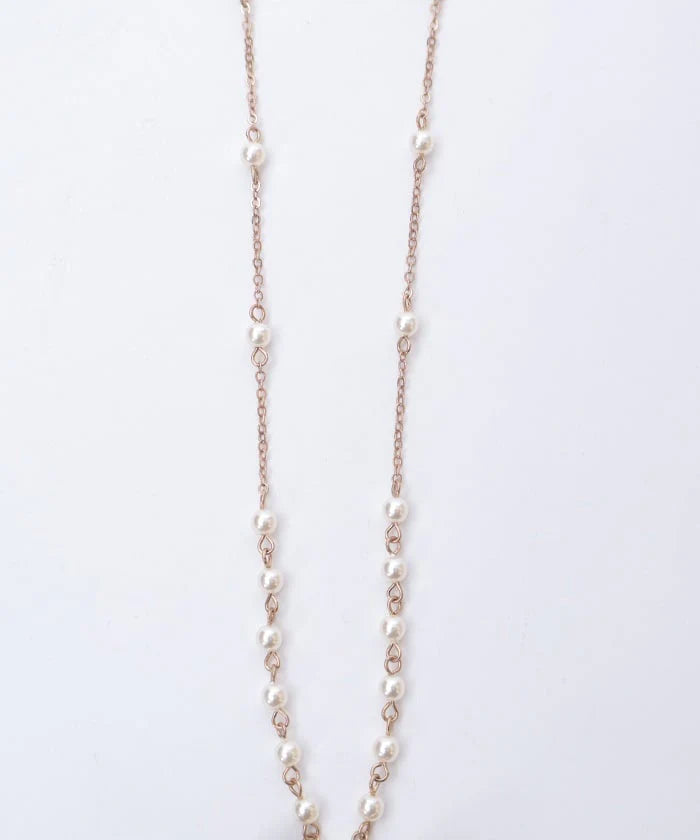 Ribbon Necklace