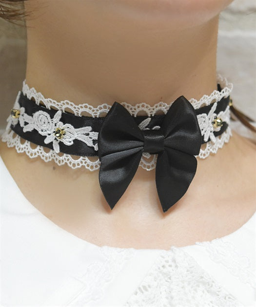 Rose Lace Choker