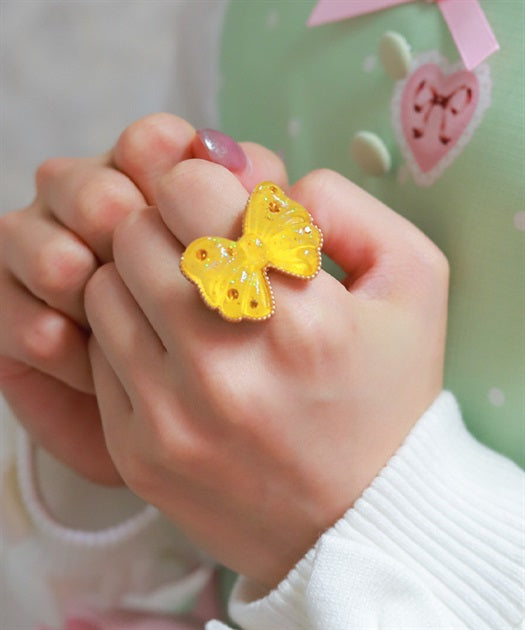 Sparkling Ribbon Ring