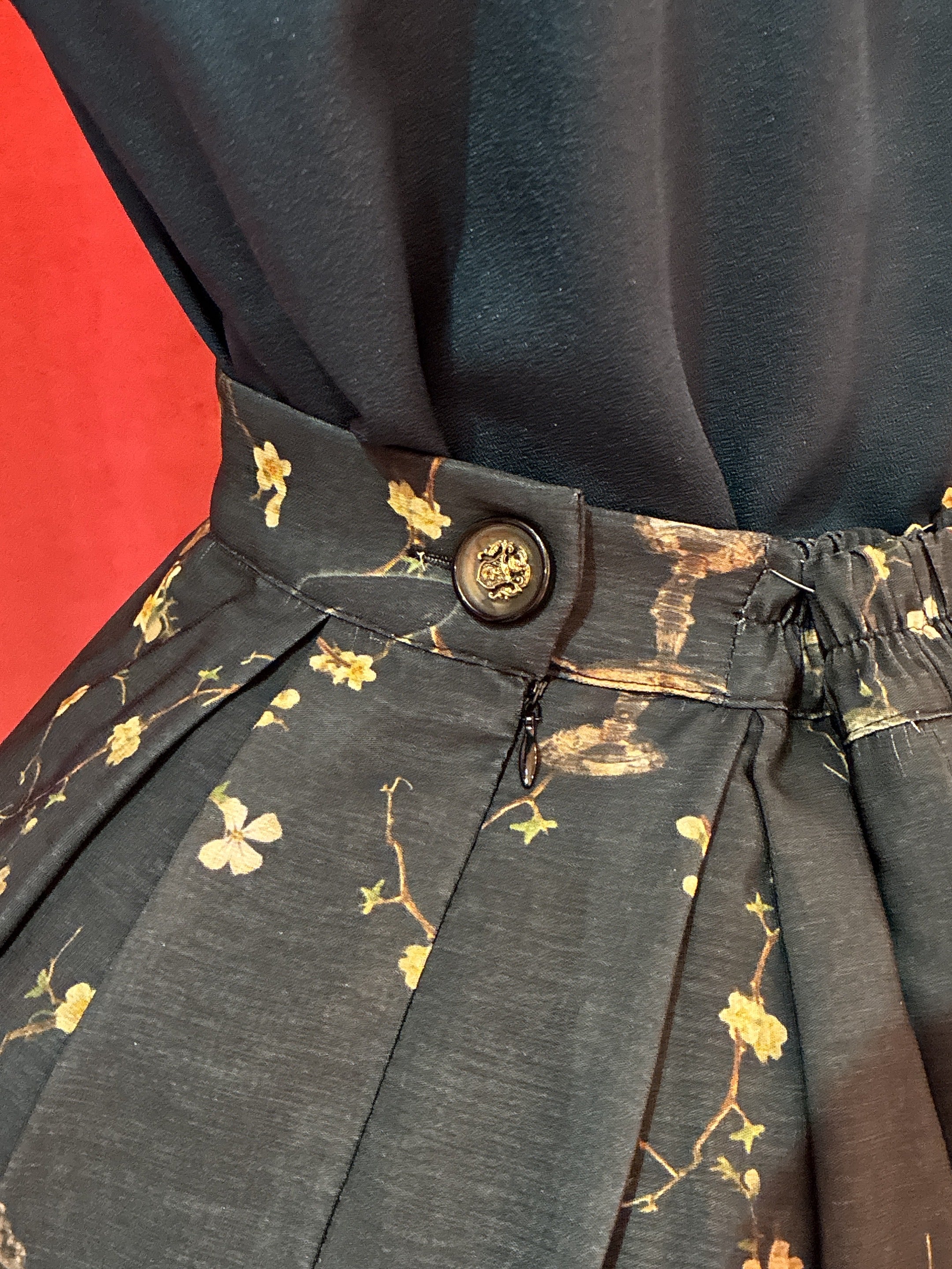 Memento Mori Skirt