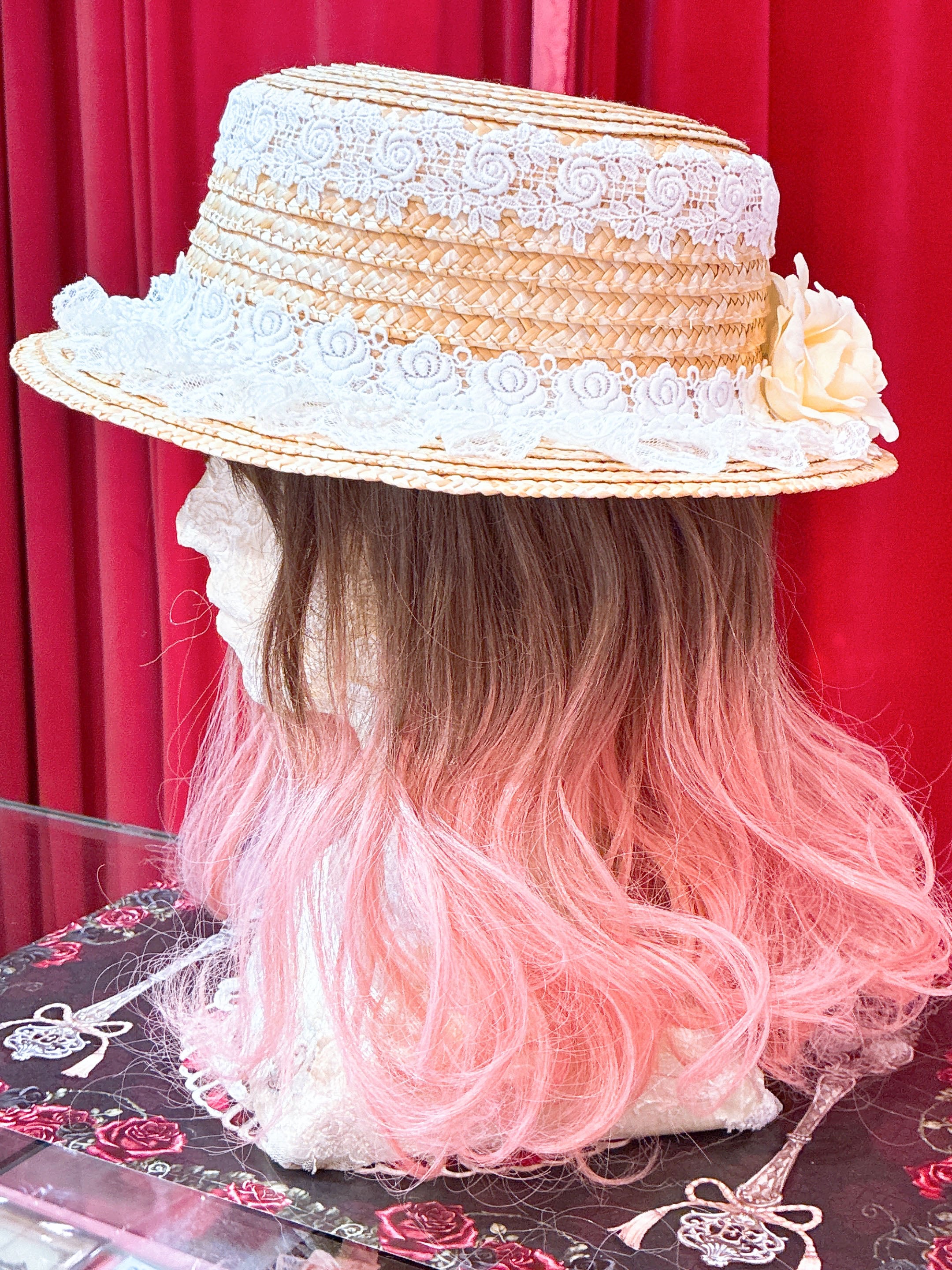Manager's Special Stylish Cancan Hat - White Lace Rose