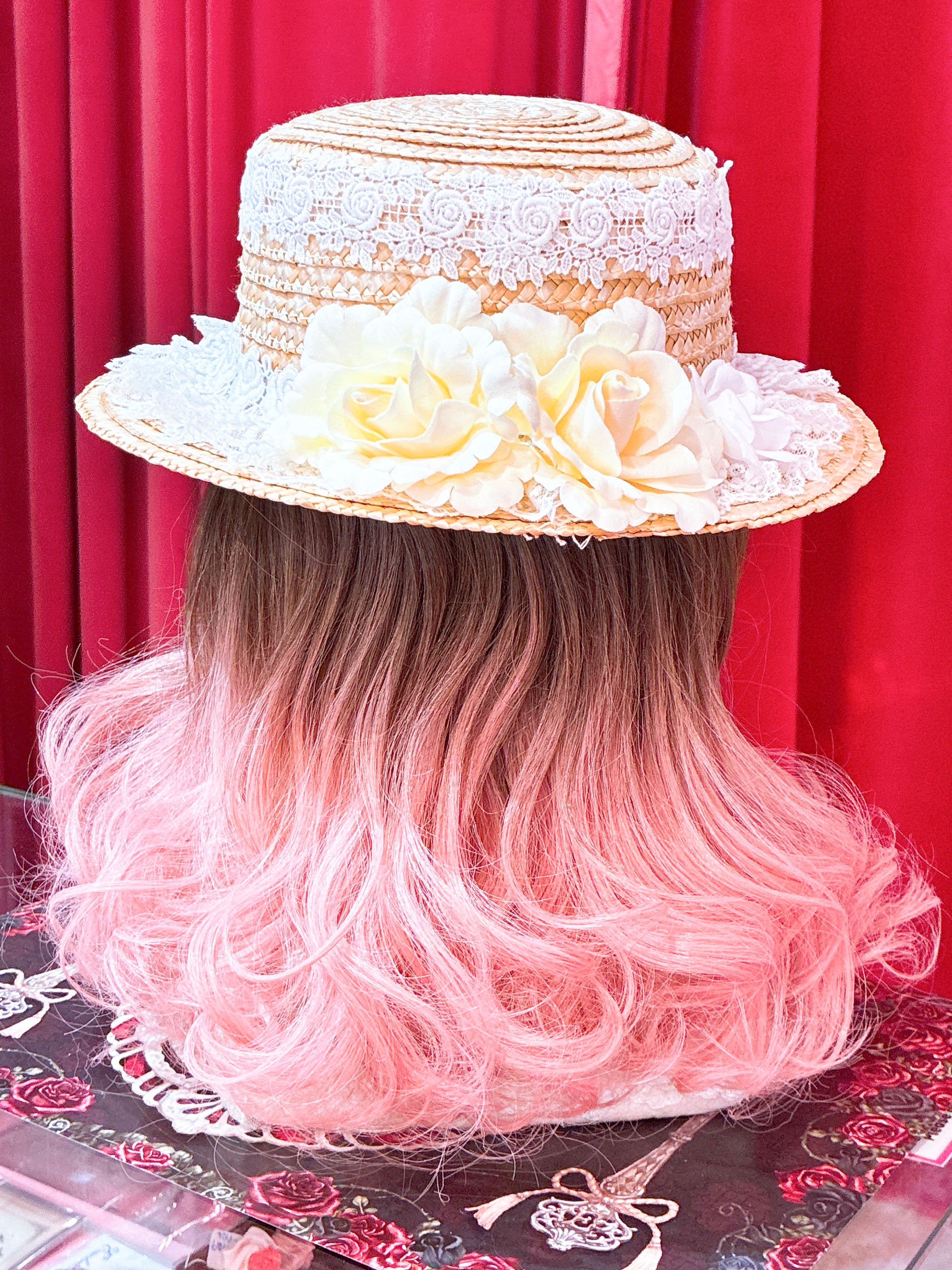 Manager's Special Stylish Cancan Hat - White Lace Rose
