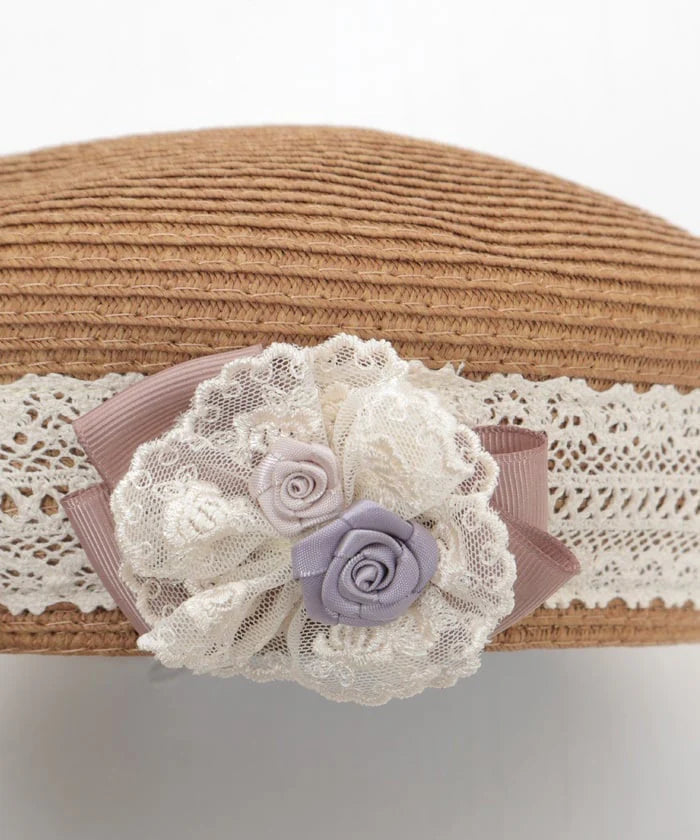 Lace Woven Beret with Brooch