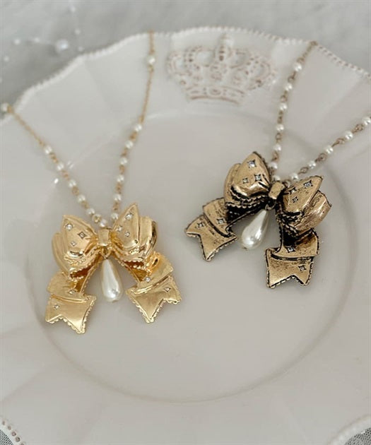 Ribbon Necklace