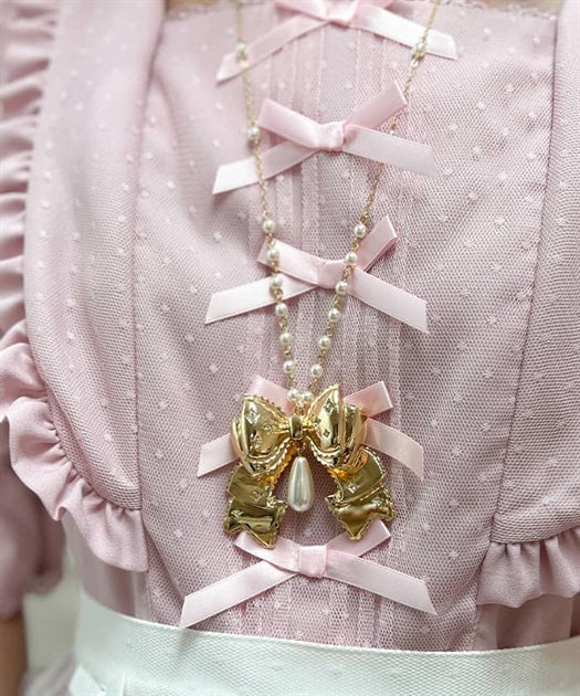 Ribbon Necklace