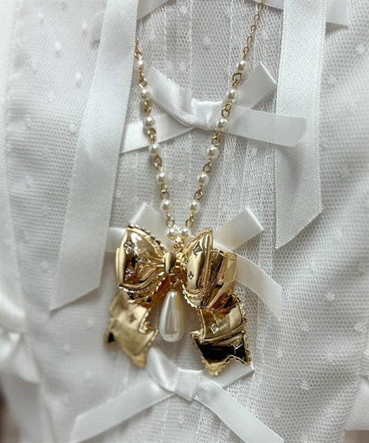 Ribbon Necklace
