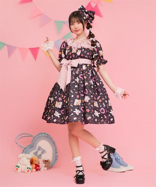 Happy Vacation One Piece