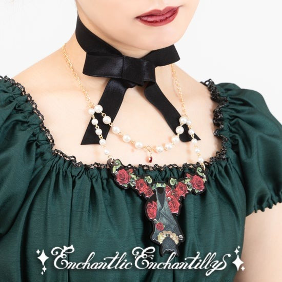 Bat Duke Rose of Necklace