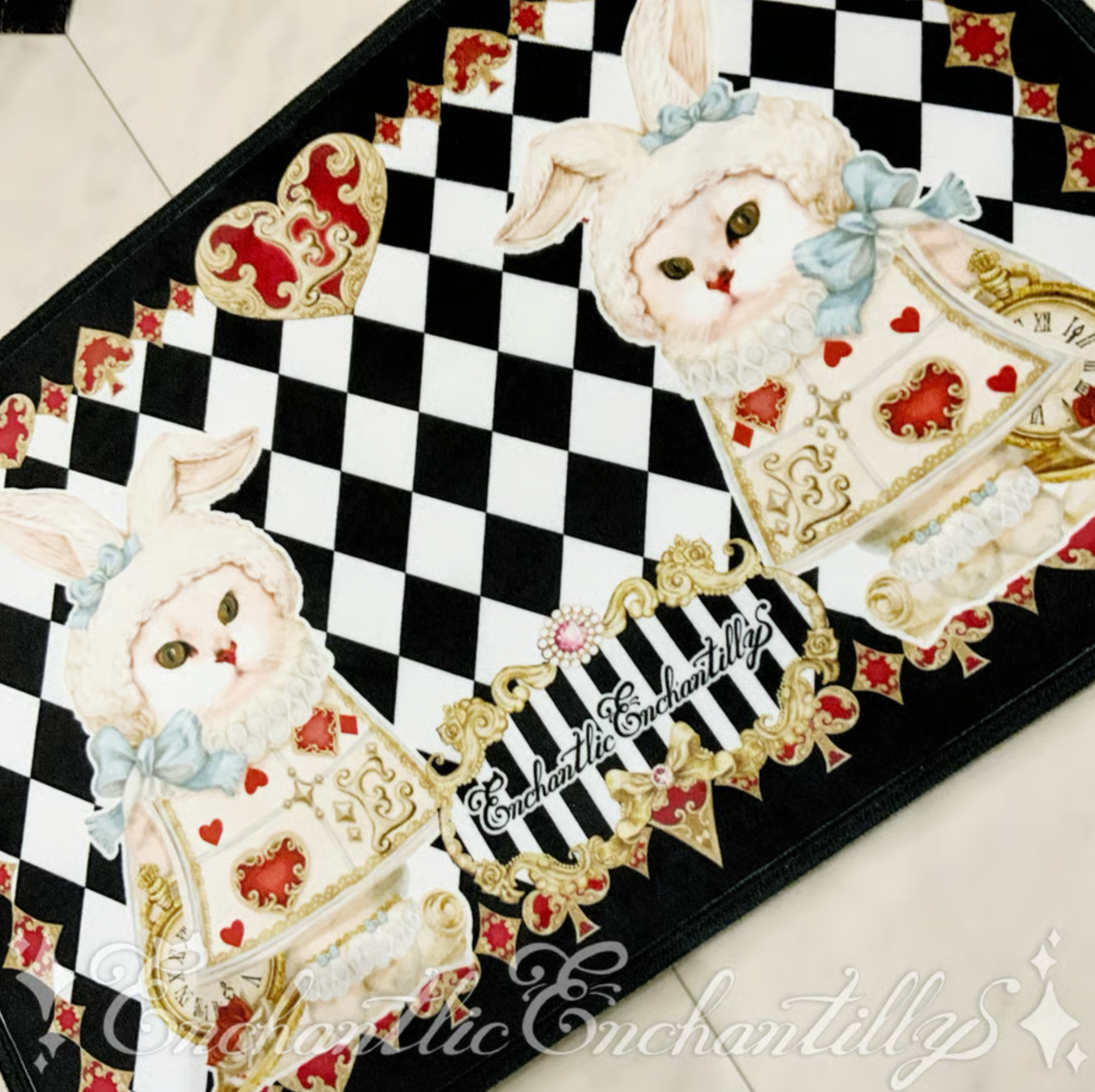 Queen Cat From Wonderland Rug Mat