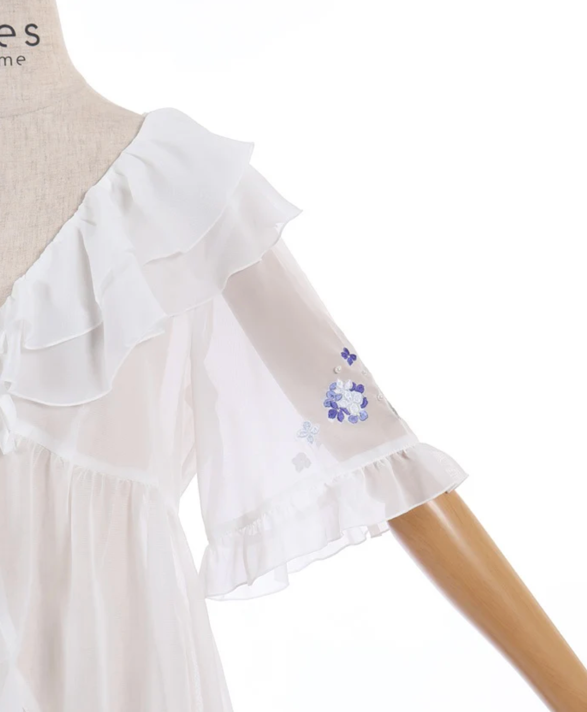 Hydrangea Embroidery Frill Gown
