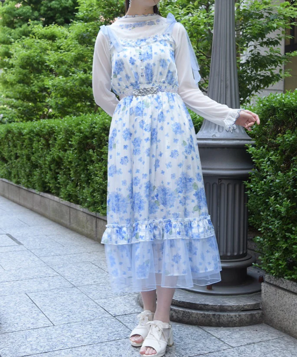 Hydrangea Pattern Shoulder Ribbon Dress