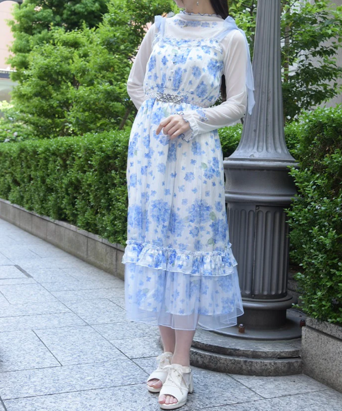 Hydrangea Pattern Shoulder Ribbon Dress