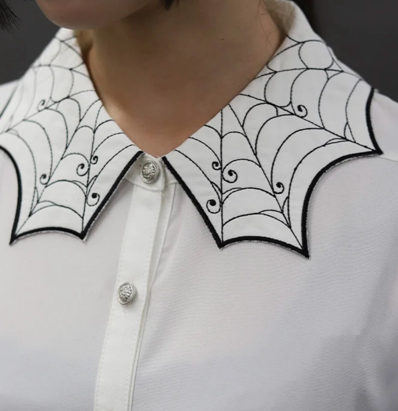 Spider Collar Embroidery Shirt