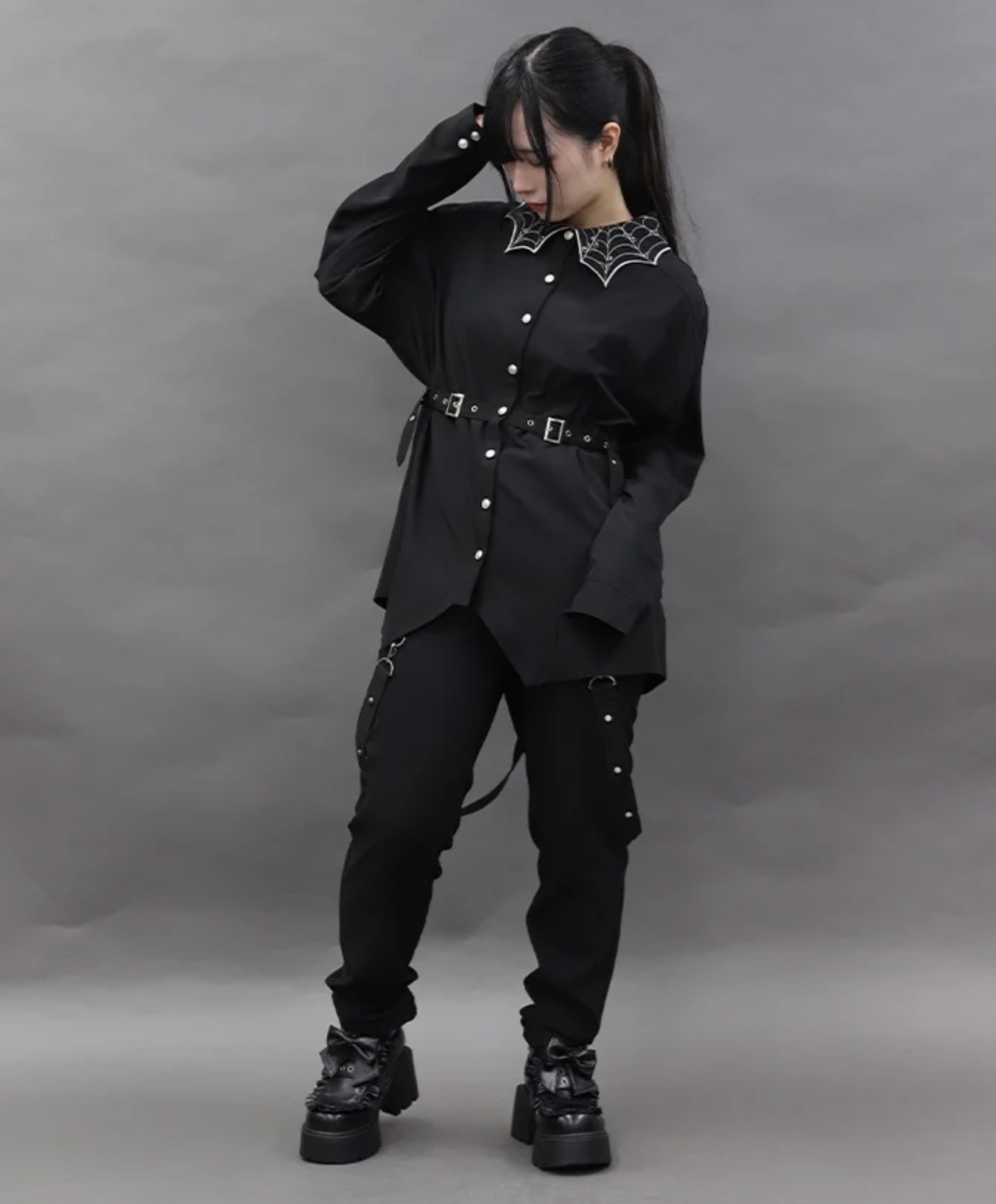 Spider Collar Embroidery Shirt