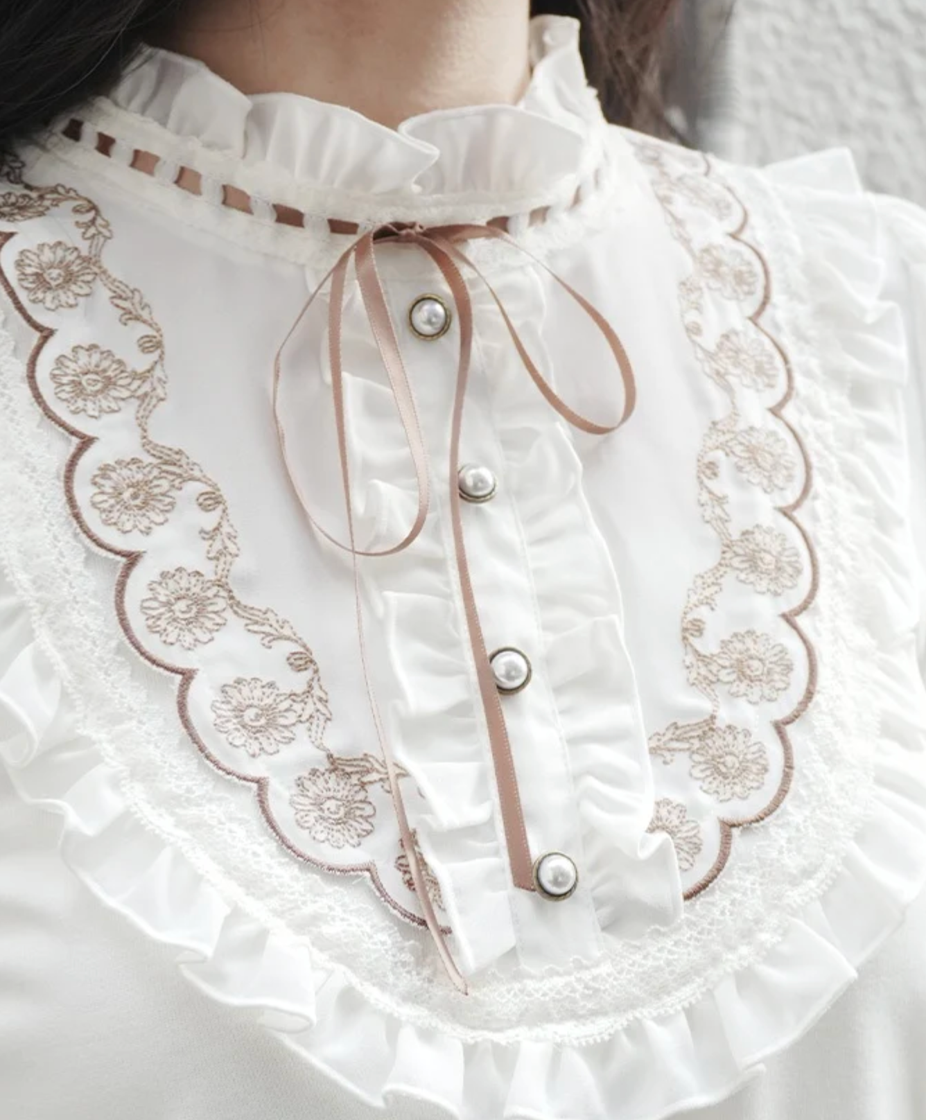 Margaret Embroidery Top