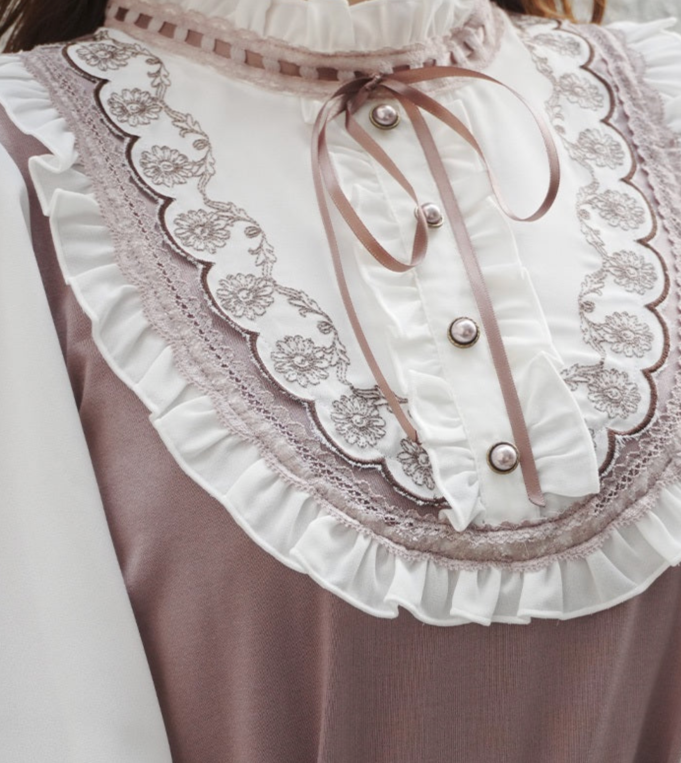 Margaret Embroidery Top