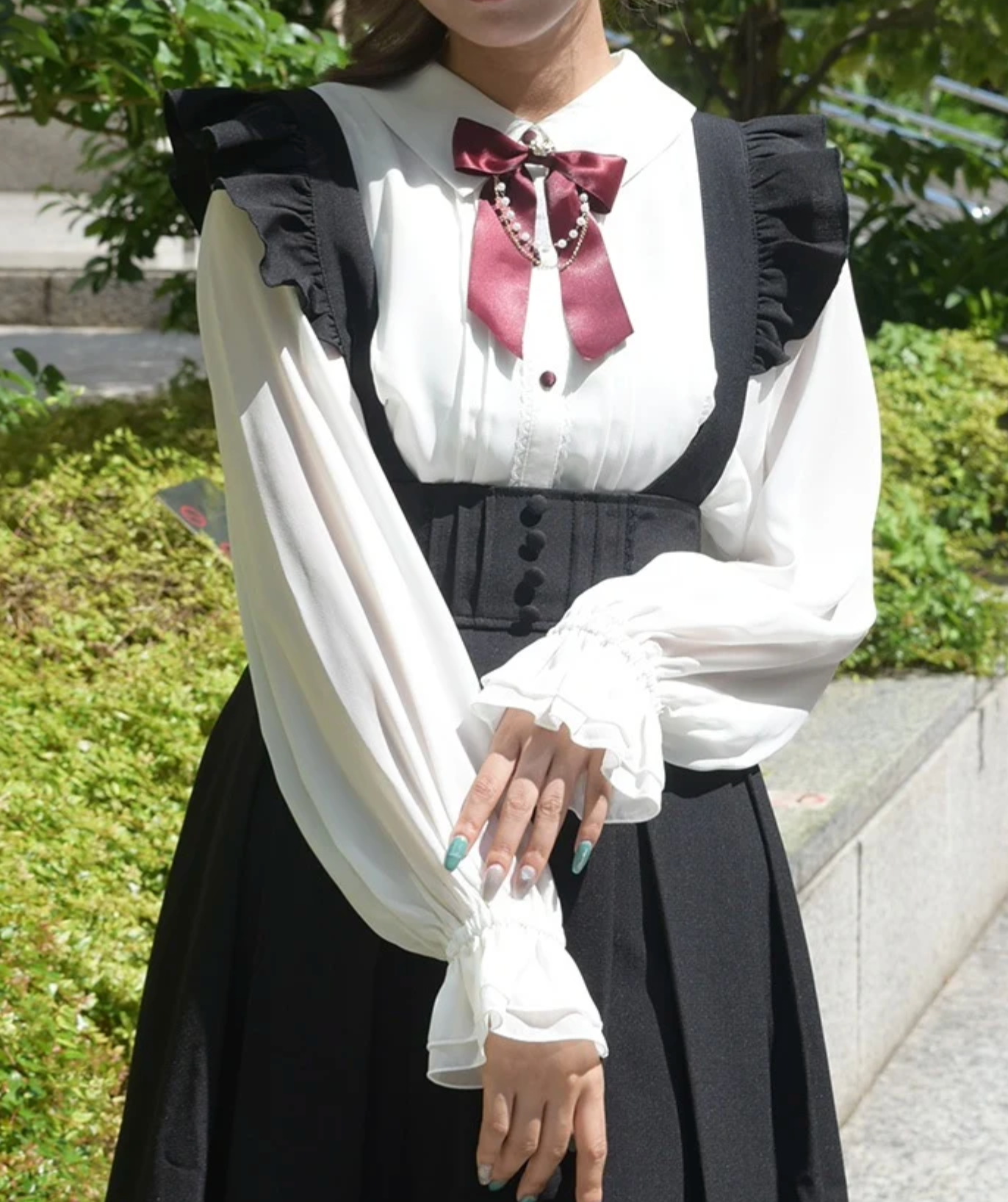 Ribbon & Pearl Chain Blouse