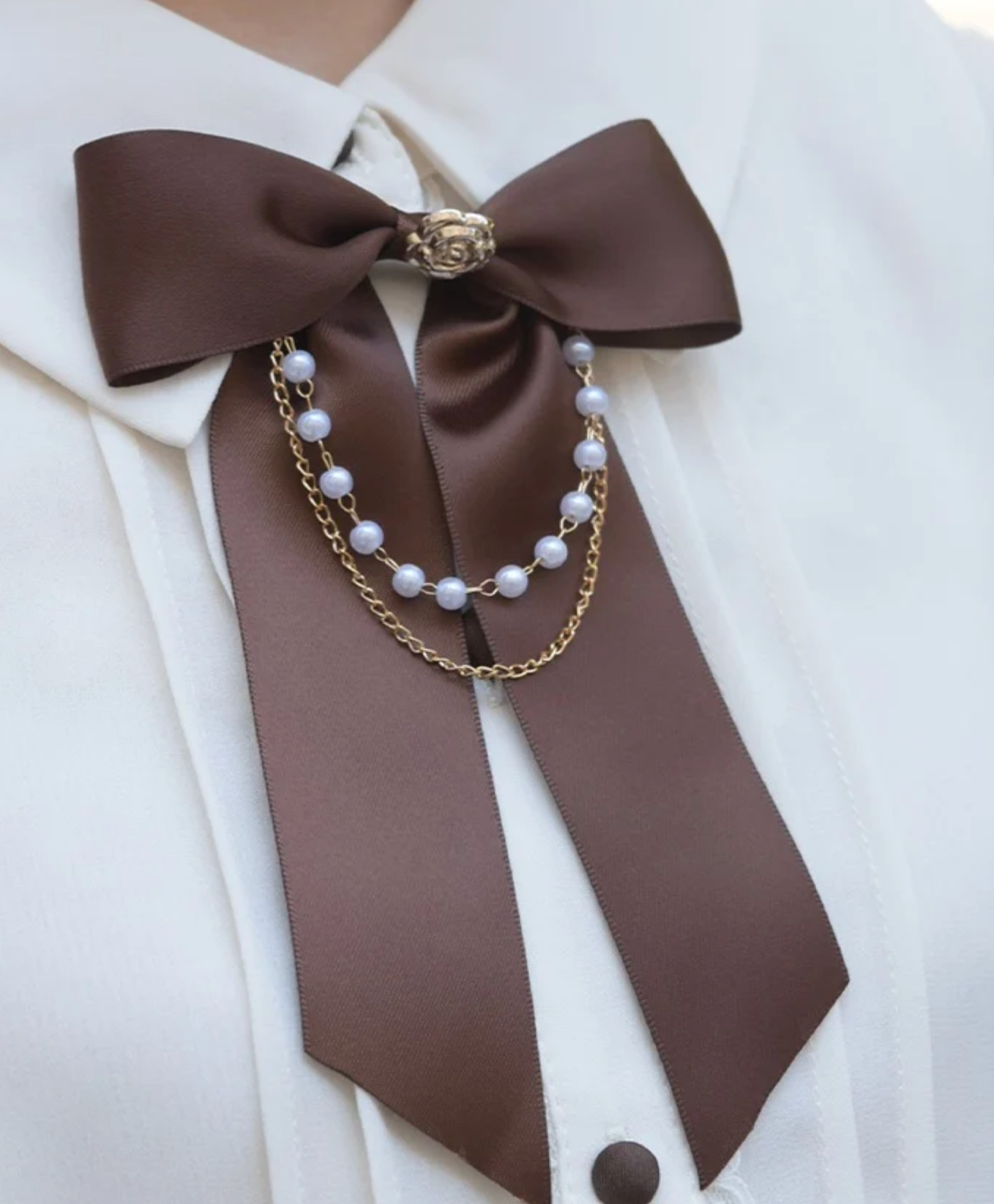 Ribbon & Pearl Chain Blouse