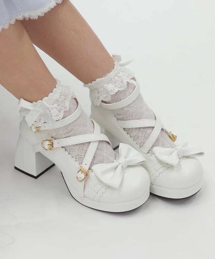 Ladder Lace Scallop Pumps