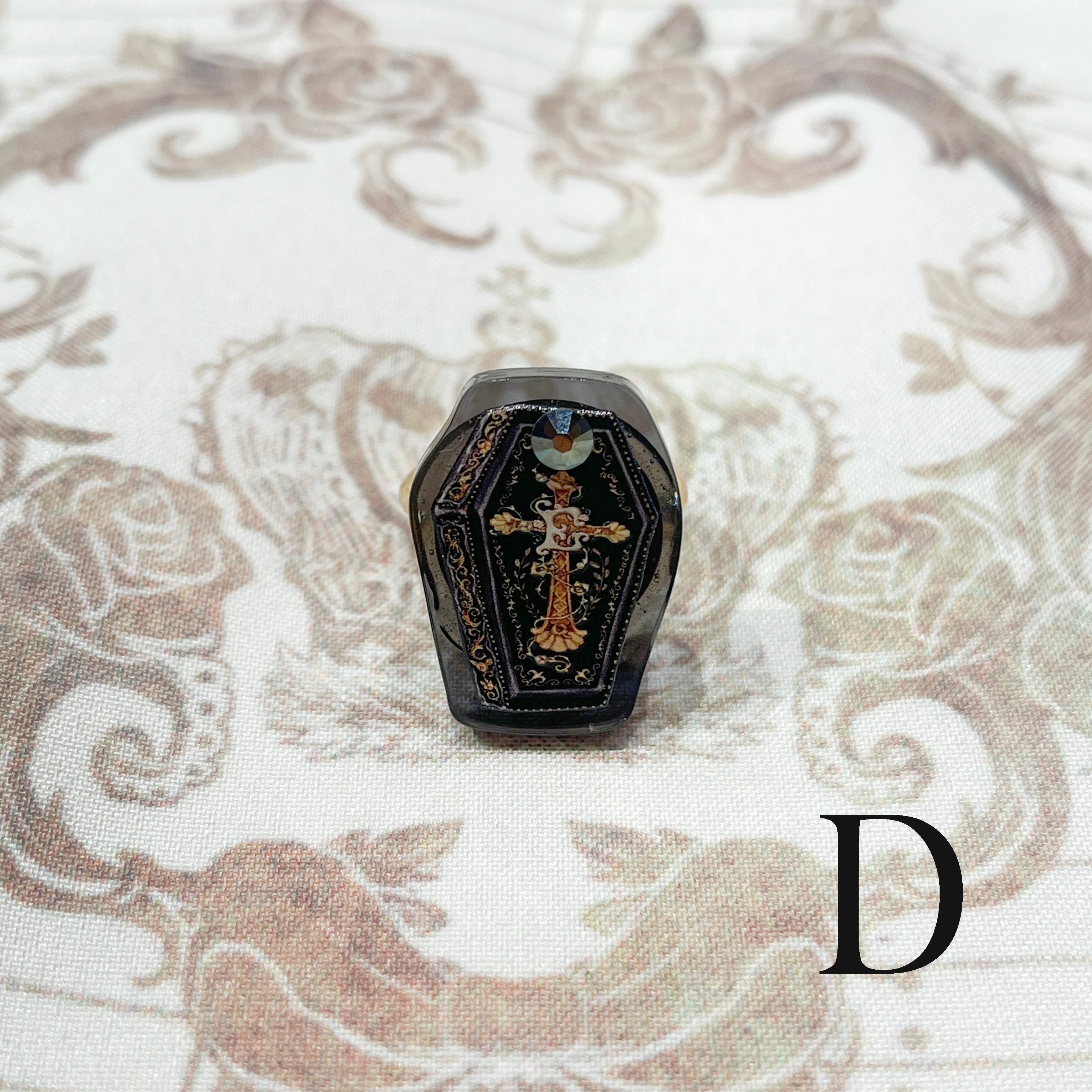 Dolled Up Ring - Fantasic Items