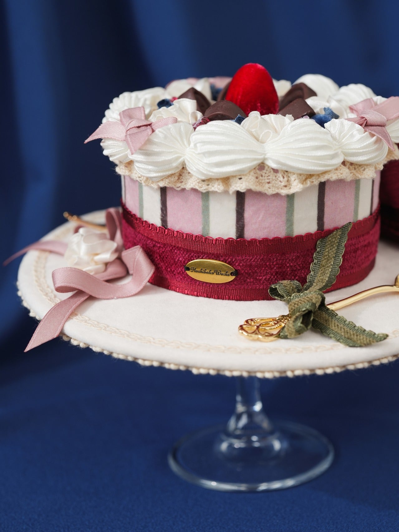Fluffy Bakery Cake Hat
