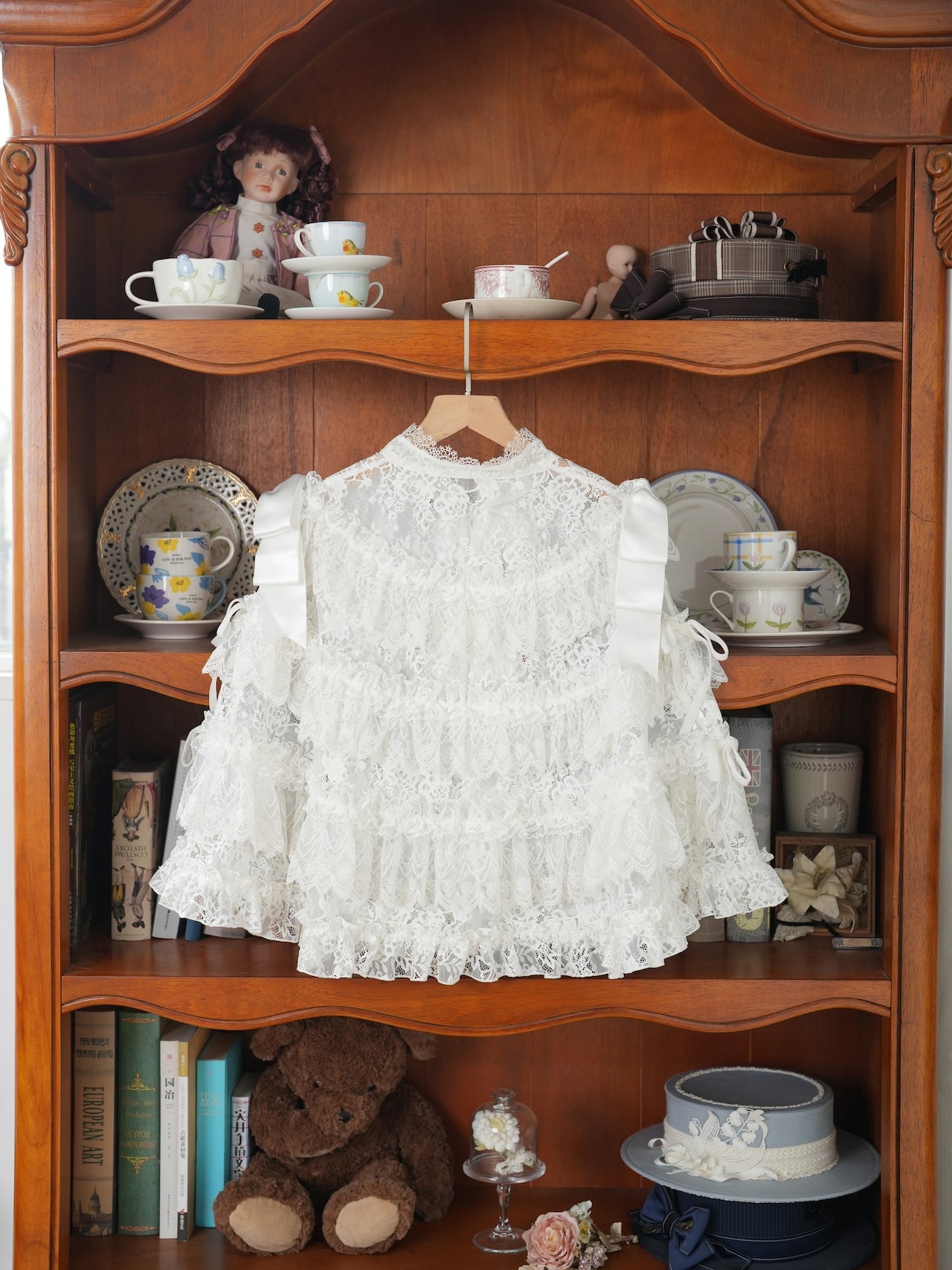 Song of the Gentle Breeze Shoulder Ribbon Bolero
