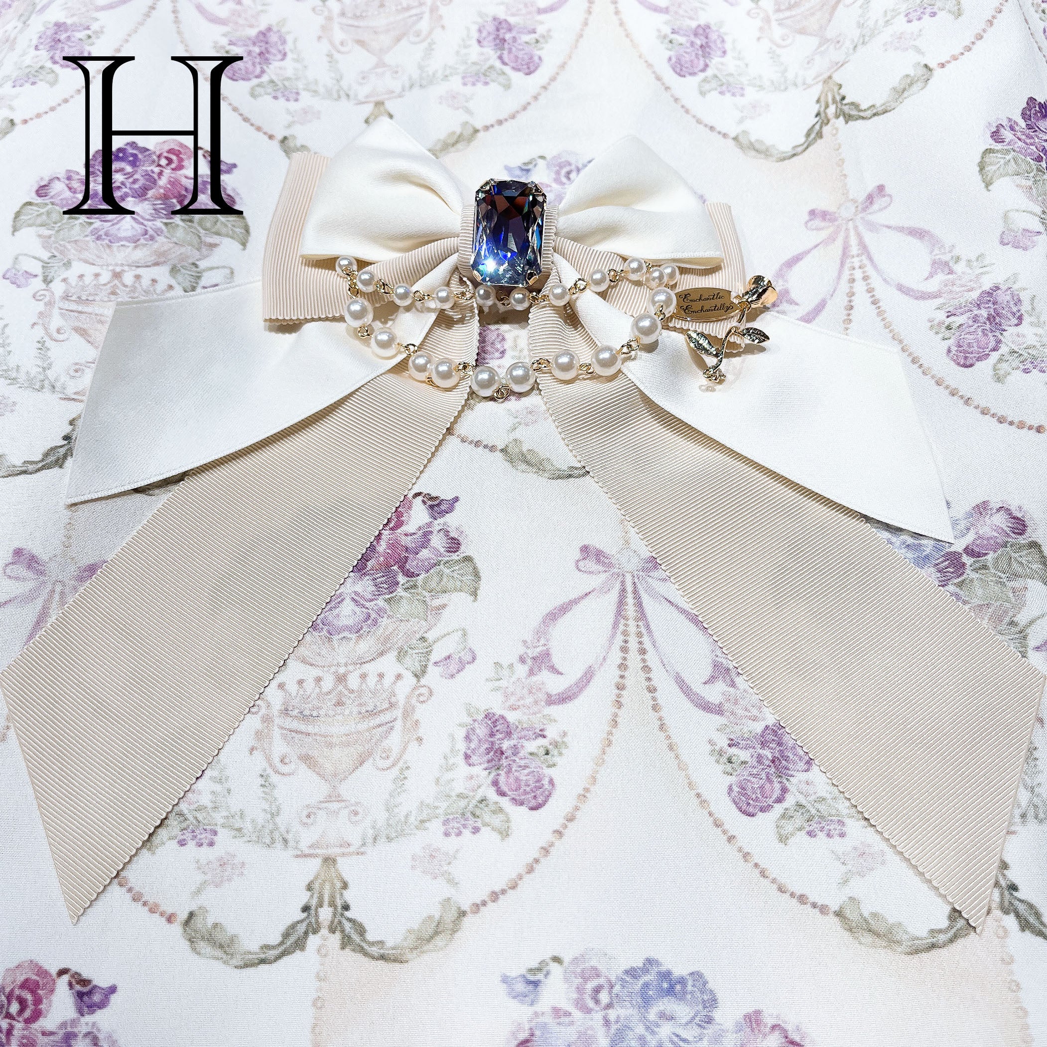 Jewelry Box Pearl Ribbon Brooch - A Rose for Me