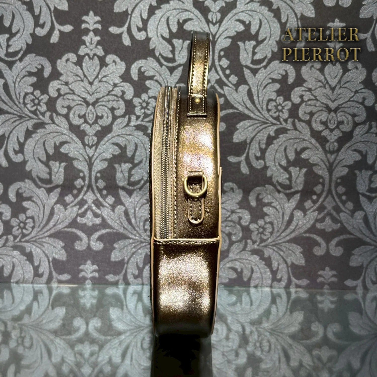 “Aeon” Clock Shoulder Bag