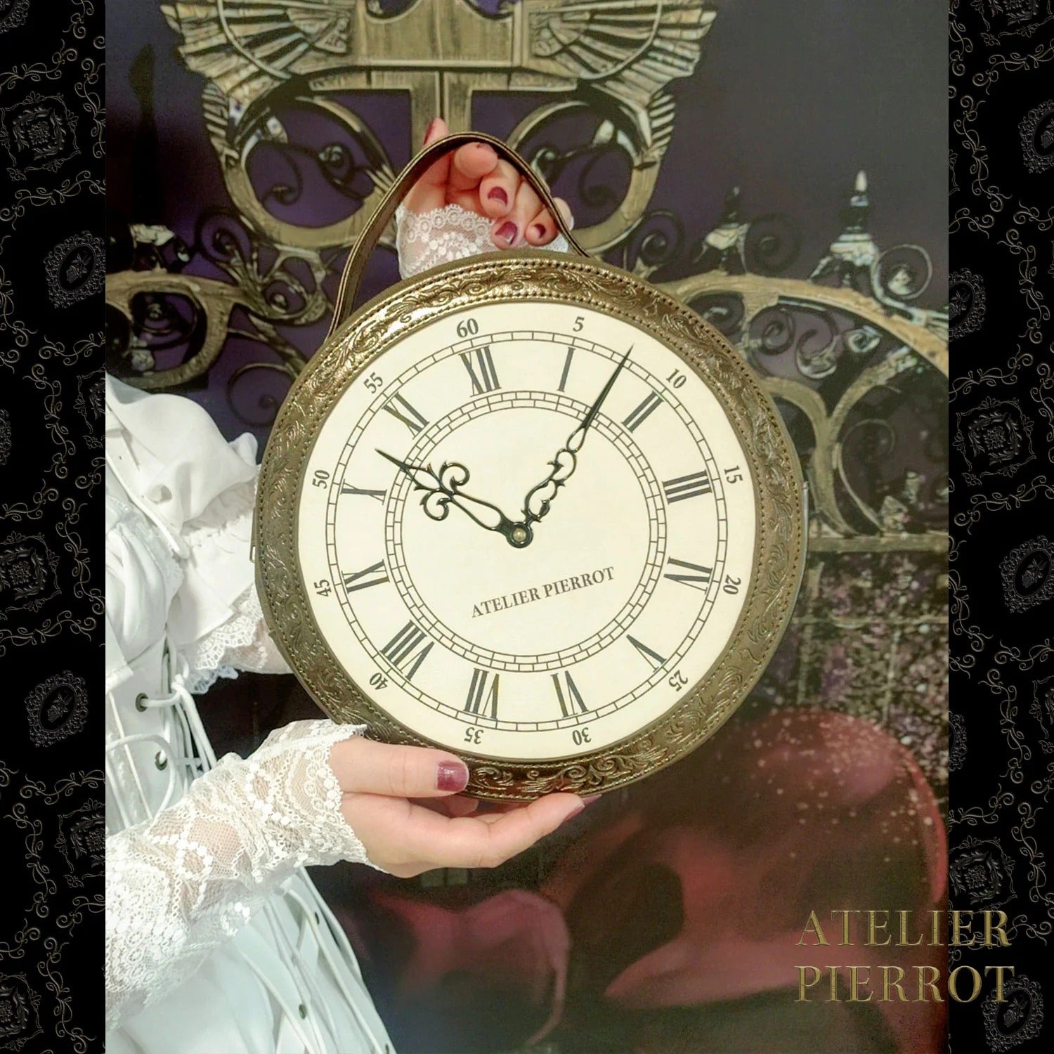 “Aeon” Clock Shoulder Bag