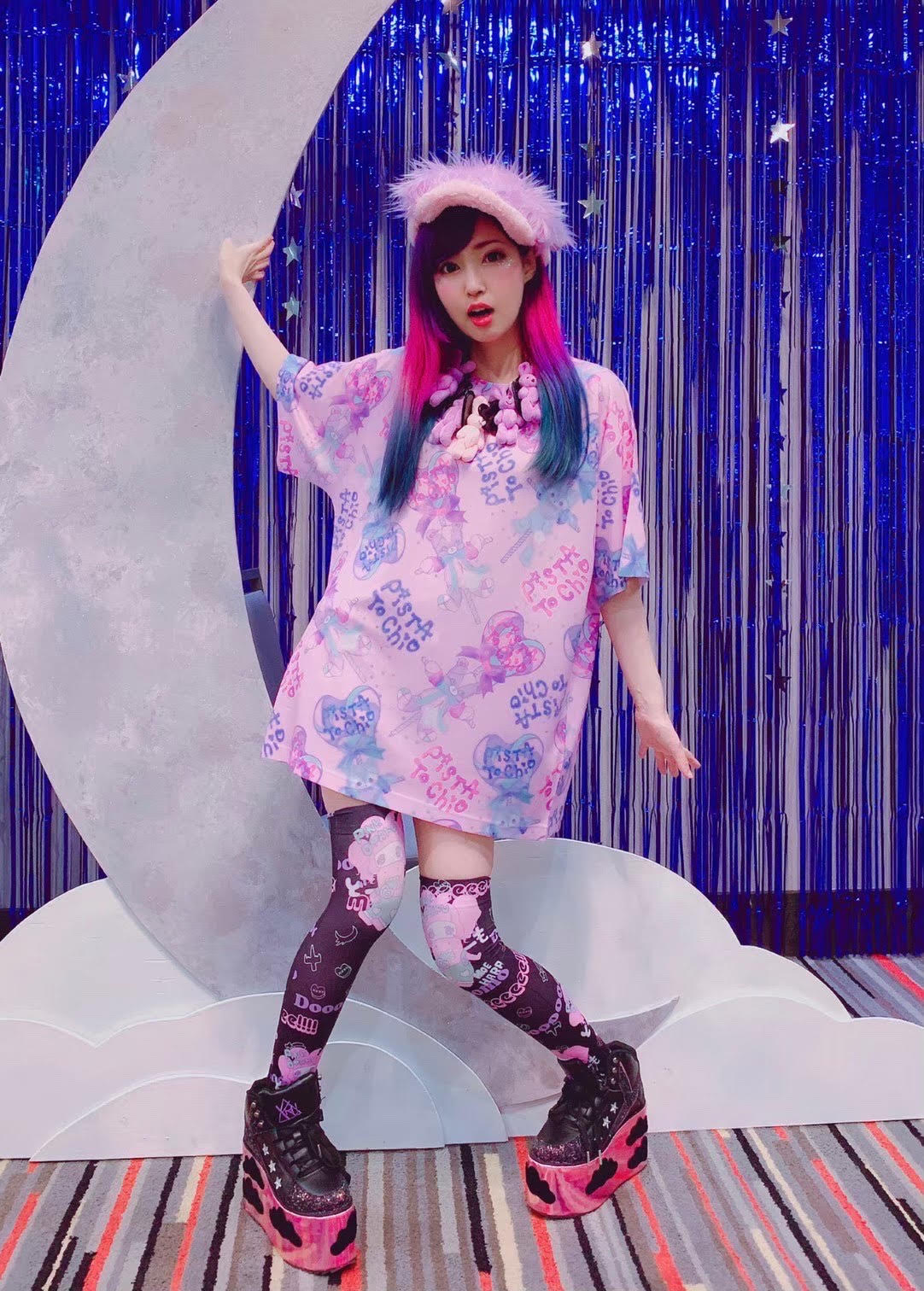 Abandoned Harajuku BIG T-shirt - Black