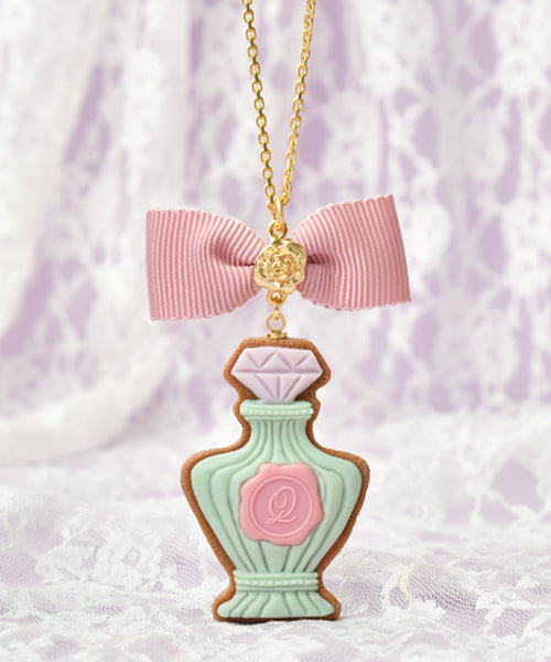 [Q-pot. X Misako Aoki] Classic Rose Perfume Sugar Cookie Necklace - Mint